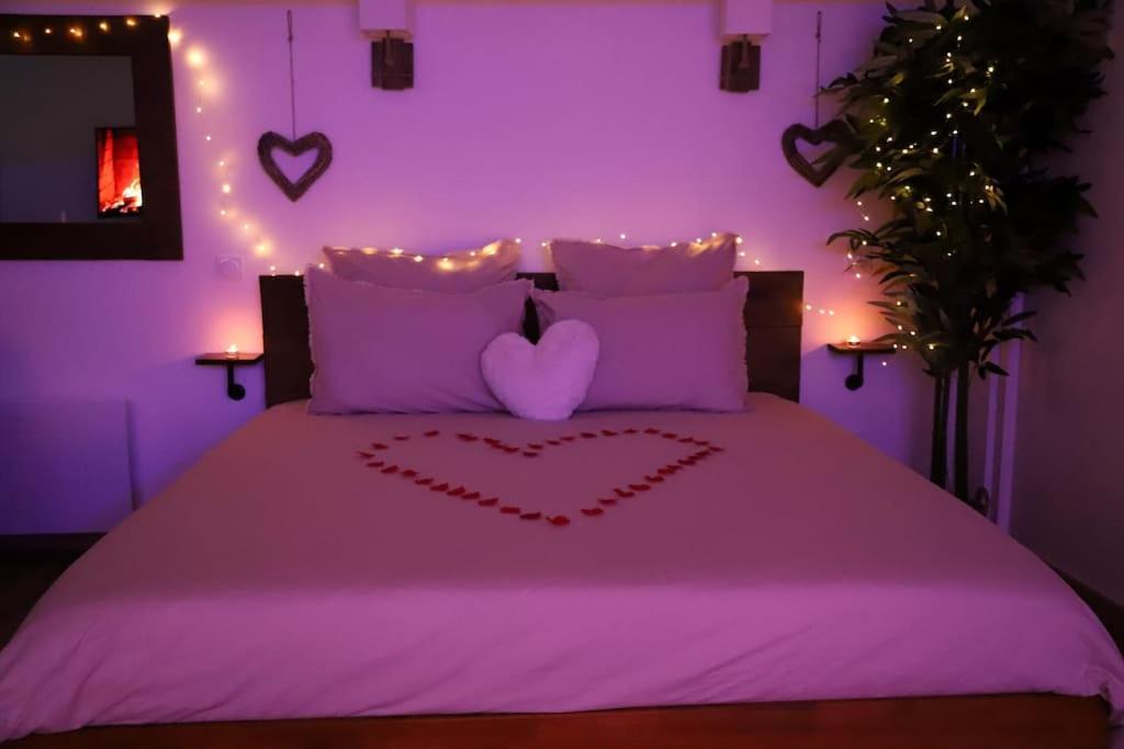 Love Room Unique - Sauna / Jacuzzi Charleville-Mezieres Exterior foto